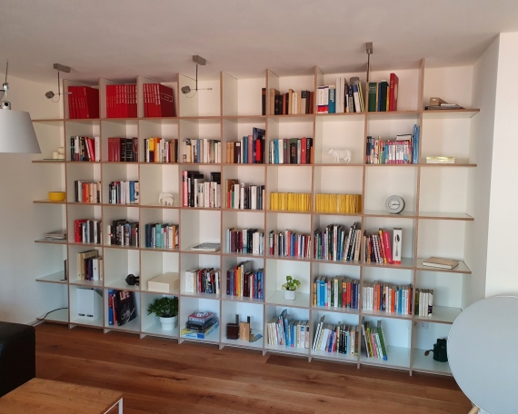 offenes Bücherregal